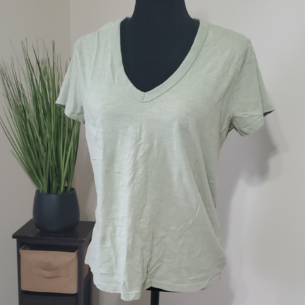 Universal Thread Light Green V-Neck Tee        100% Cotton
